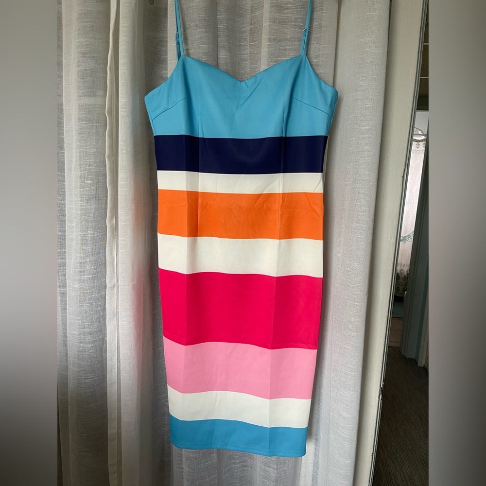 Height of Fashion body con dress